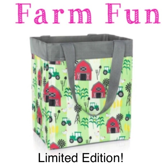 thirty-one Handbags - Thirty-One Farm Fun Essential Storage Tote!!